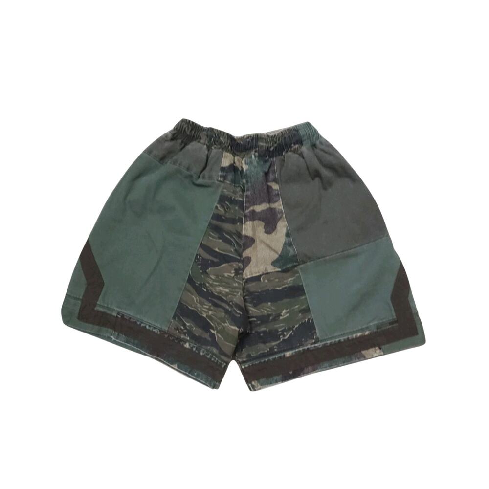 Undefeated Union NYC Heavyweight The Desert Patchwork Camoflauge Shorts M